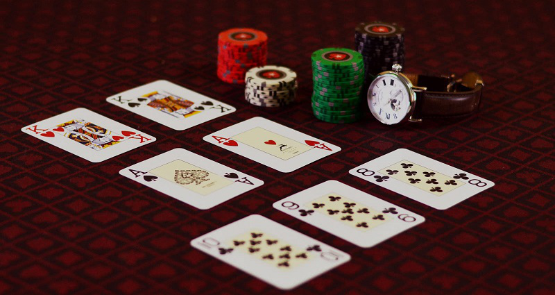 Pineapple Chinese Poker